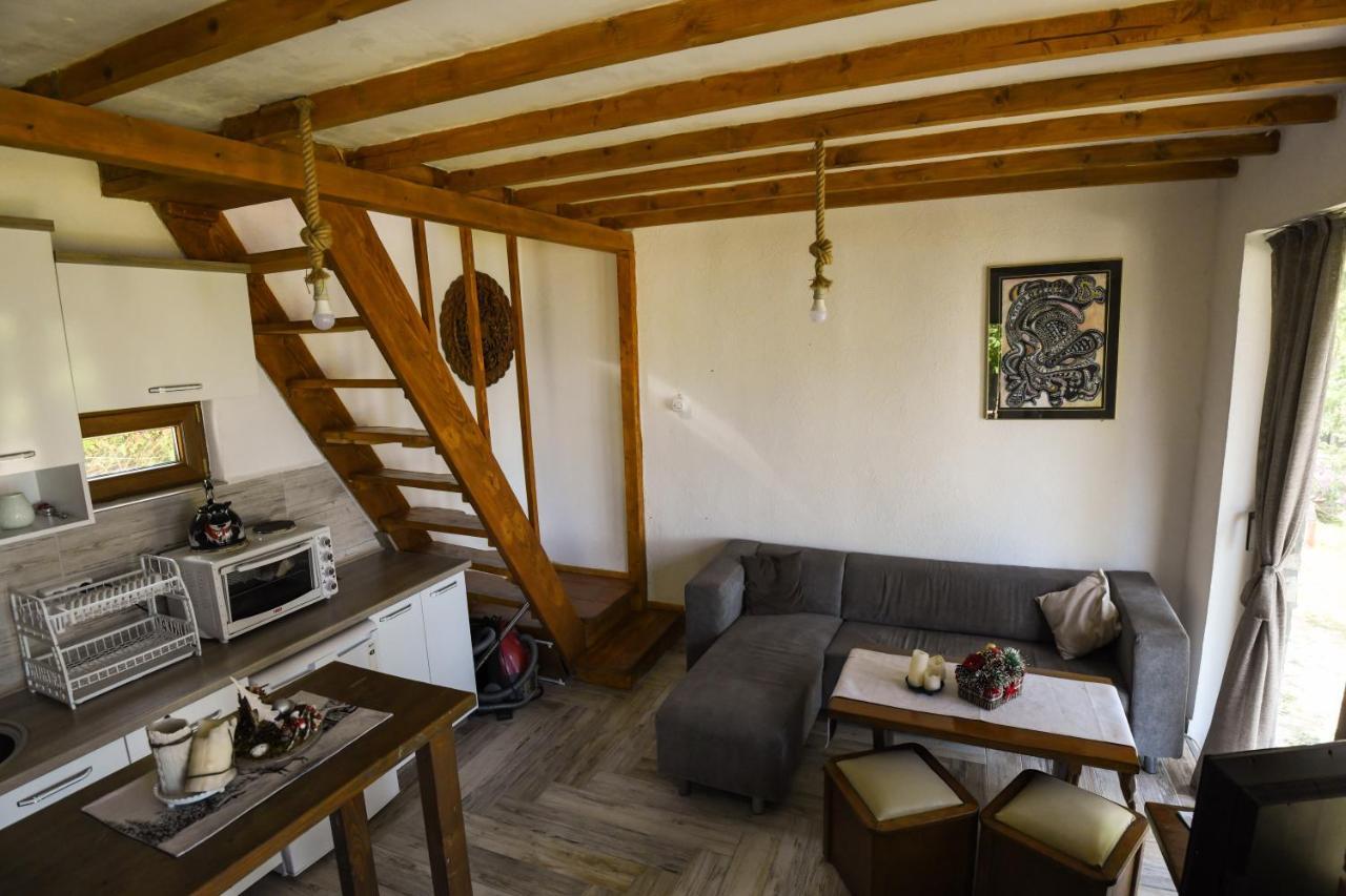 Cece'S Home مافروفو المظهر الخارجي الصورة